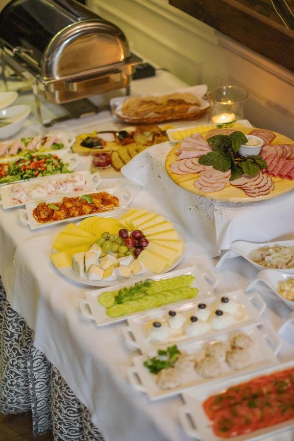 Pod Wzgorzem Bed & Breakfast Frombork Luaran gambar