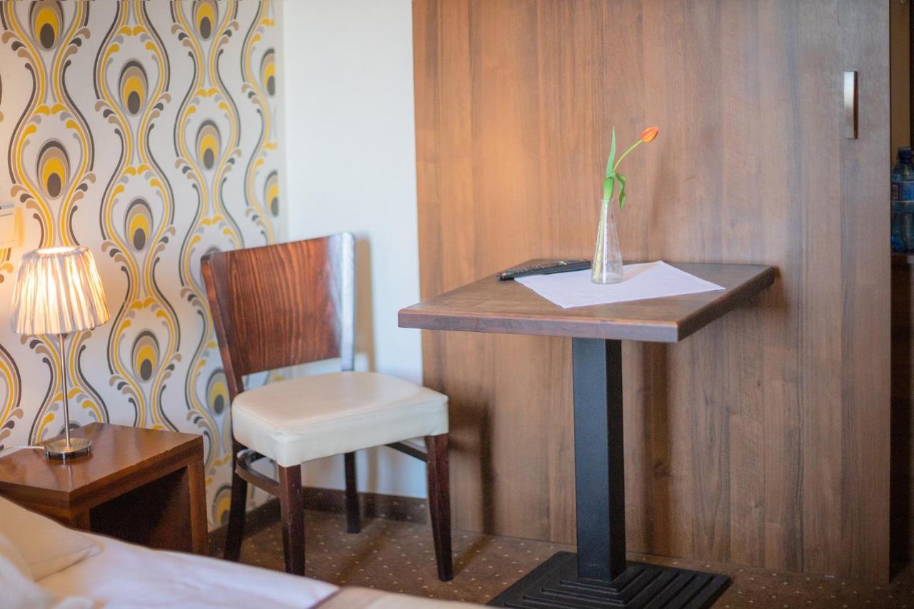 Pod Wzgorzem Bed & Breakfast Frombork Luaran gambar